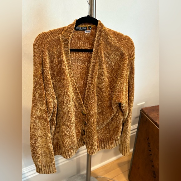 Mustard Cardigan - Picture 1 of 1